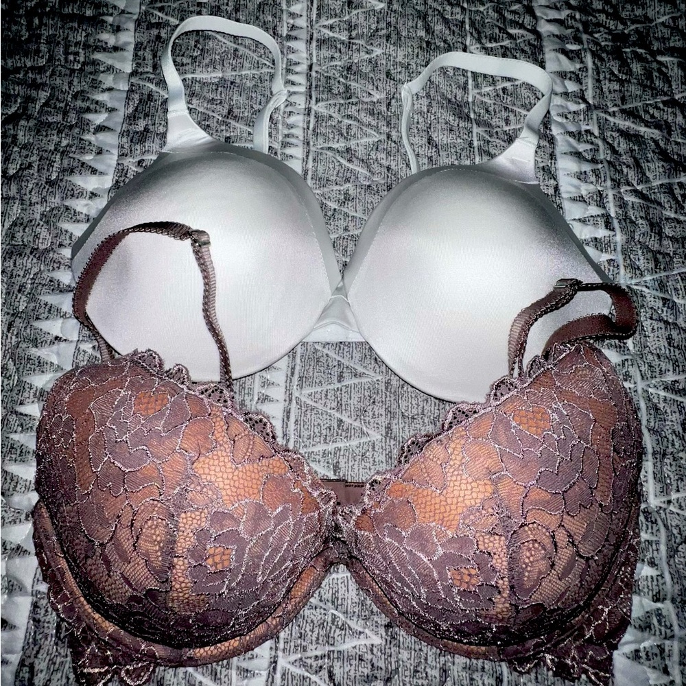 Victoria’s Secret Very Sexy Push up & Maidenform white 34D - Great condition!